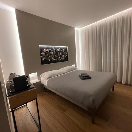 Lucrino 45 By Ale Hotel โรม ภายนอก รูปภาพ