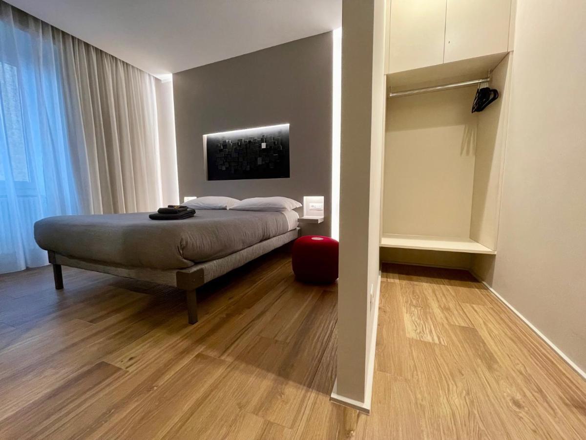 Lucrino 45 By Ale Hotel โรม ภายนอก รูปภาพ