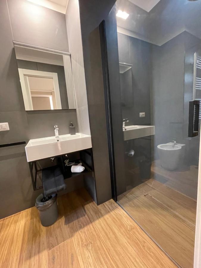 Lucrino 45 By Ale Hotel โรม ภายนอก รูปภาพ