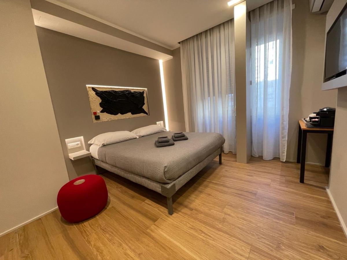 Lucrino 45 By Ale Hotel โรม ภายนอก รูปภาพ