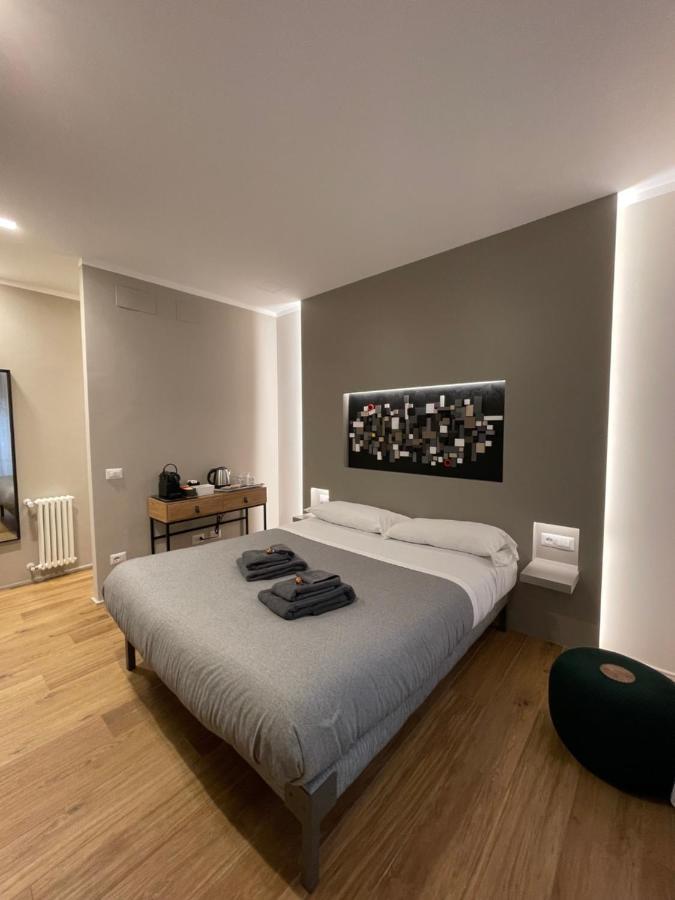 Lucrino 45 By Ale Hotel โรม ภายนอก รูปภาพ