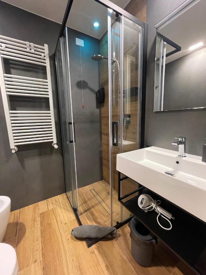 Lucrino 45 By Ale Hotel โรม ภายนอก รูปภาพ