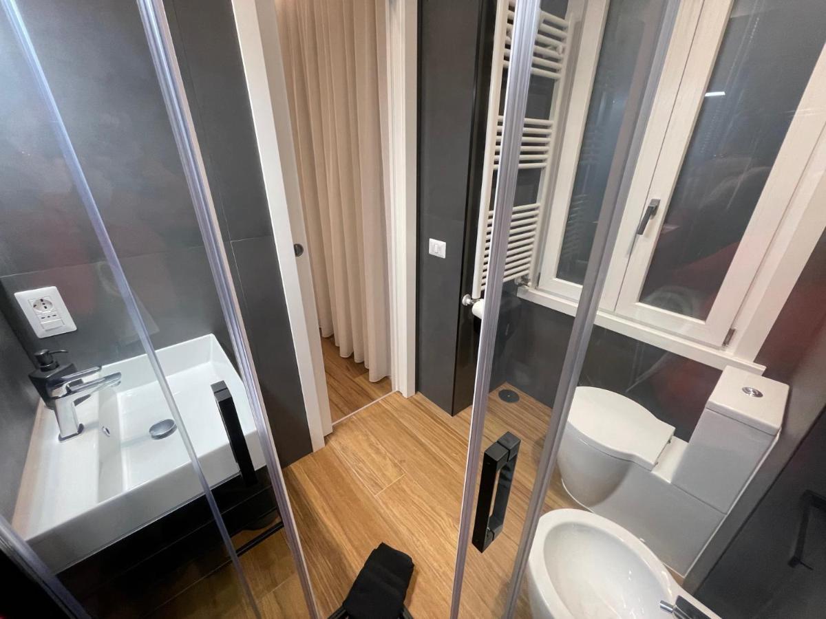 Lucrino 45 By Ale Hotel โรม ภายนอก รูปภาพ