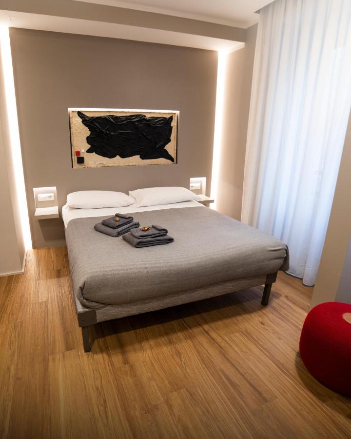 Lucrino 45 By Ale Hotel โรม ภายนอก รูปภาพ