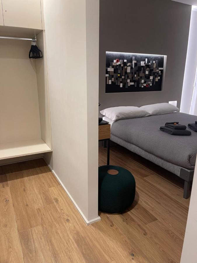 Lucrino 45 By Ale Hotel โรม ภายนอก รูปภาพ