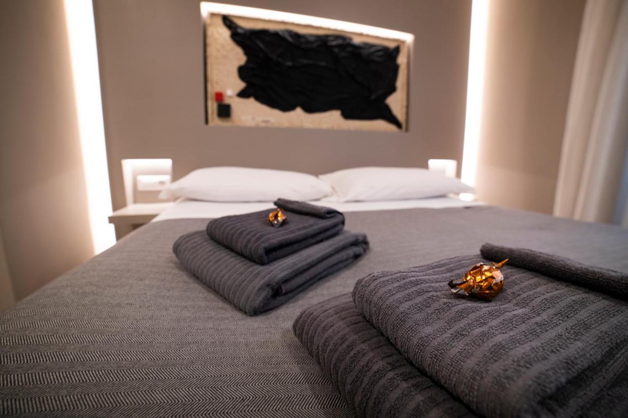 Lucrino 45 By Ale Hotel โรม ภายนอก รูปภาพ