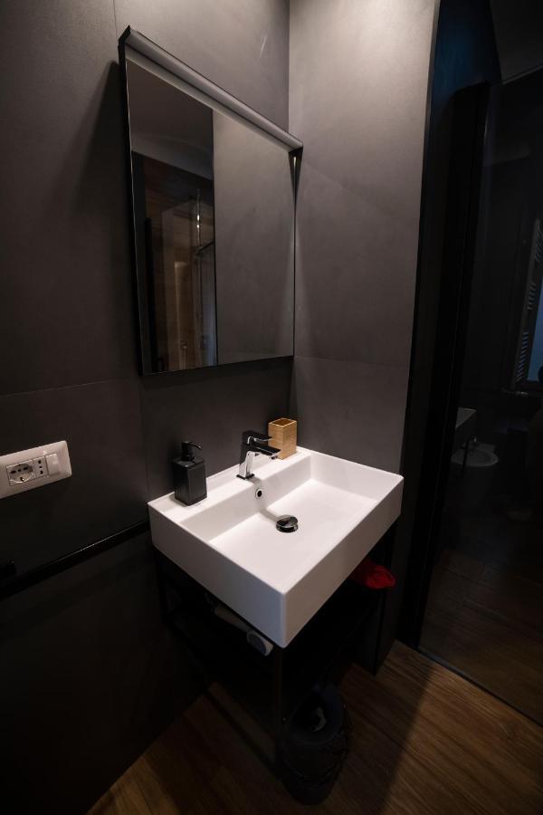 Lucrino 45 By Ale Hotel โรม ภายนอก รูปภาพ