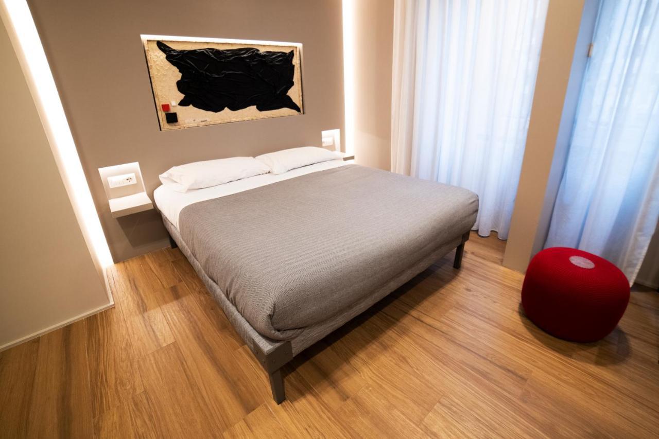 Lucrino 45 By Ale Hotel โรม ภายนอก รูปภาพ